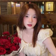 cô bé xinhxnh