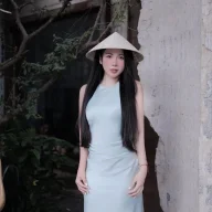 nàng thơ nè